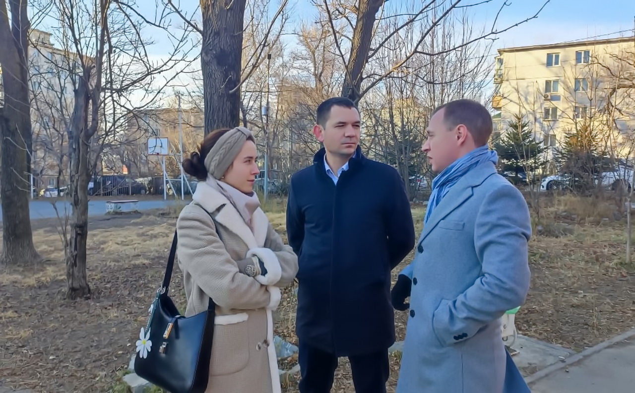 Депутат Василиса Ходнева обсудила с инициативными жителями перспективы благоустройства общественных пространств