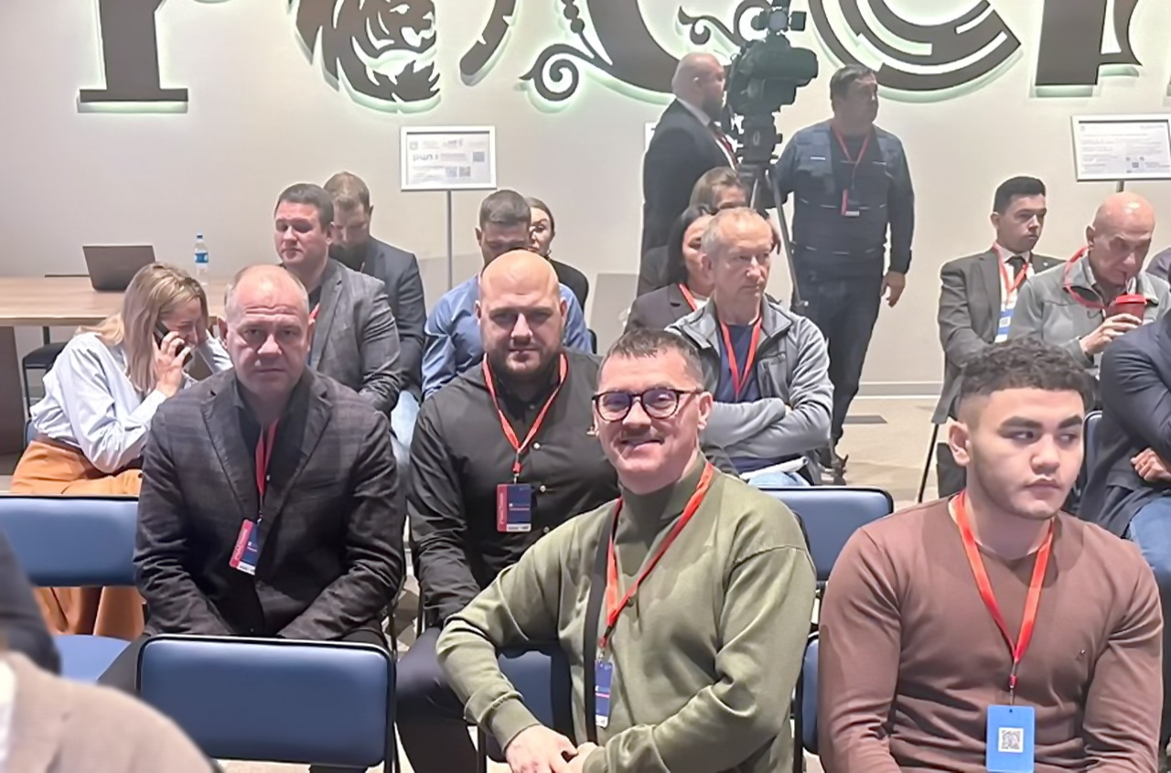 Депутат Виктор Тарабарин принял участие в конференции «Производительность у моря»